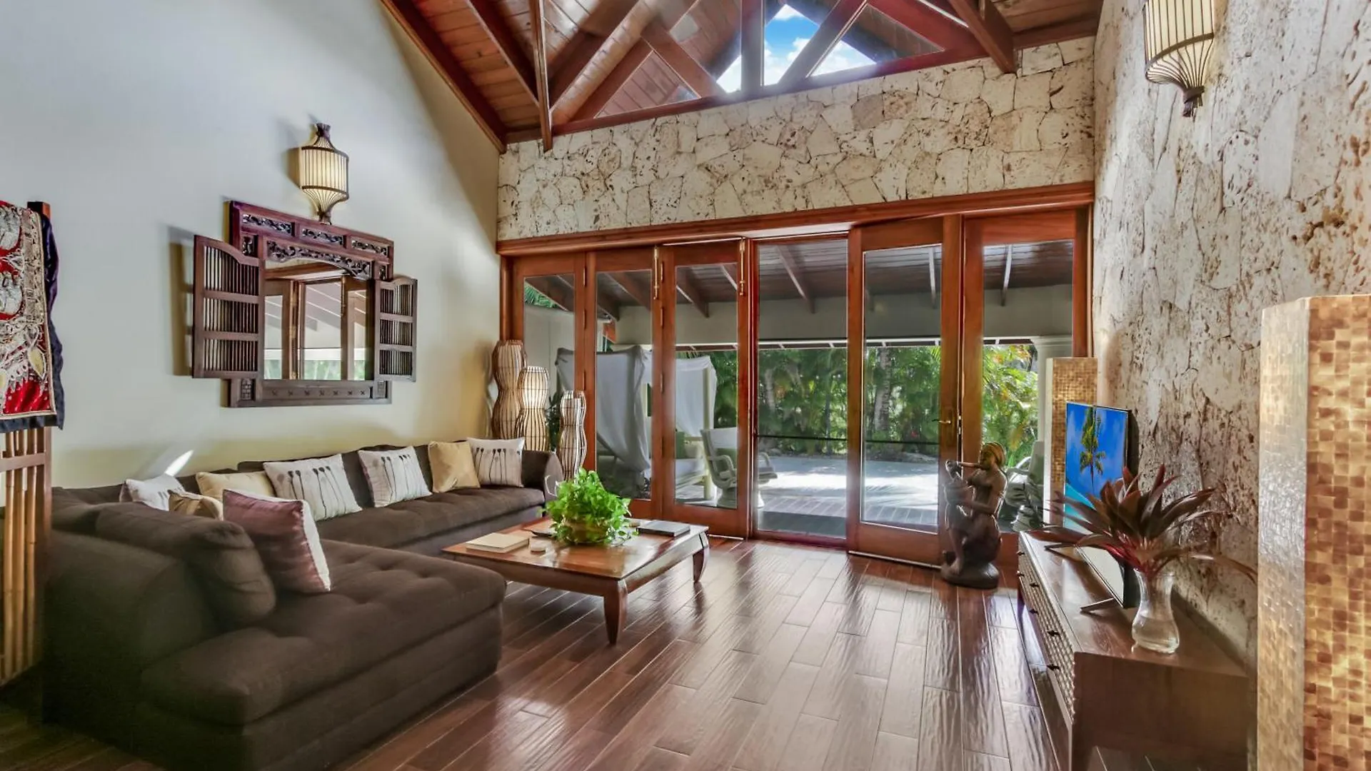 Beautiful Villa With Pool, Gym & Maid Punta Cana