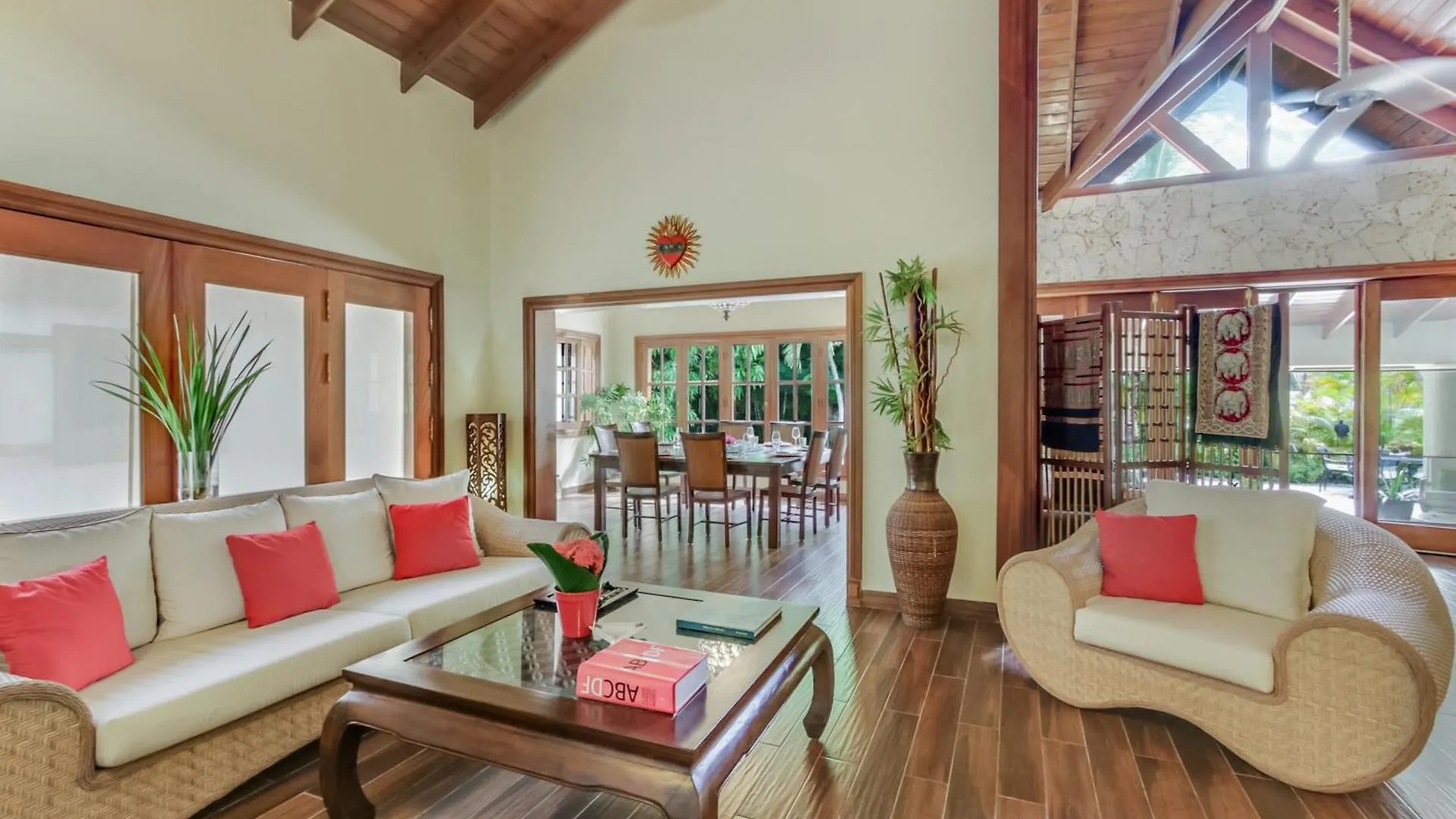 Beautiful Villa With Pool, Gym & Maid Punta Cana Dominican Republic