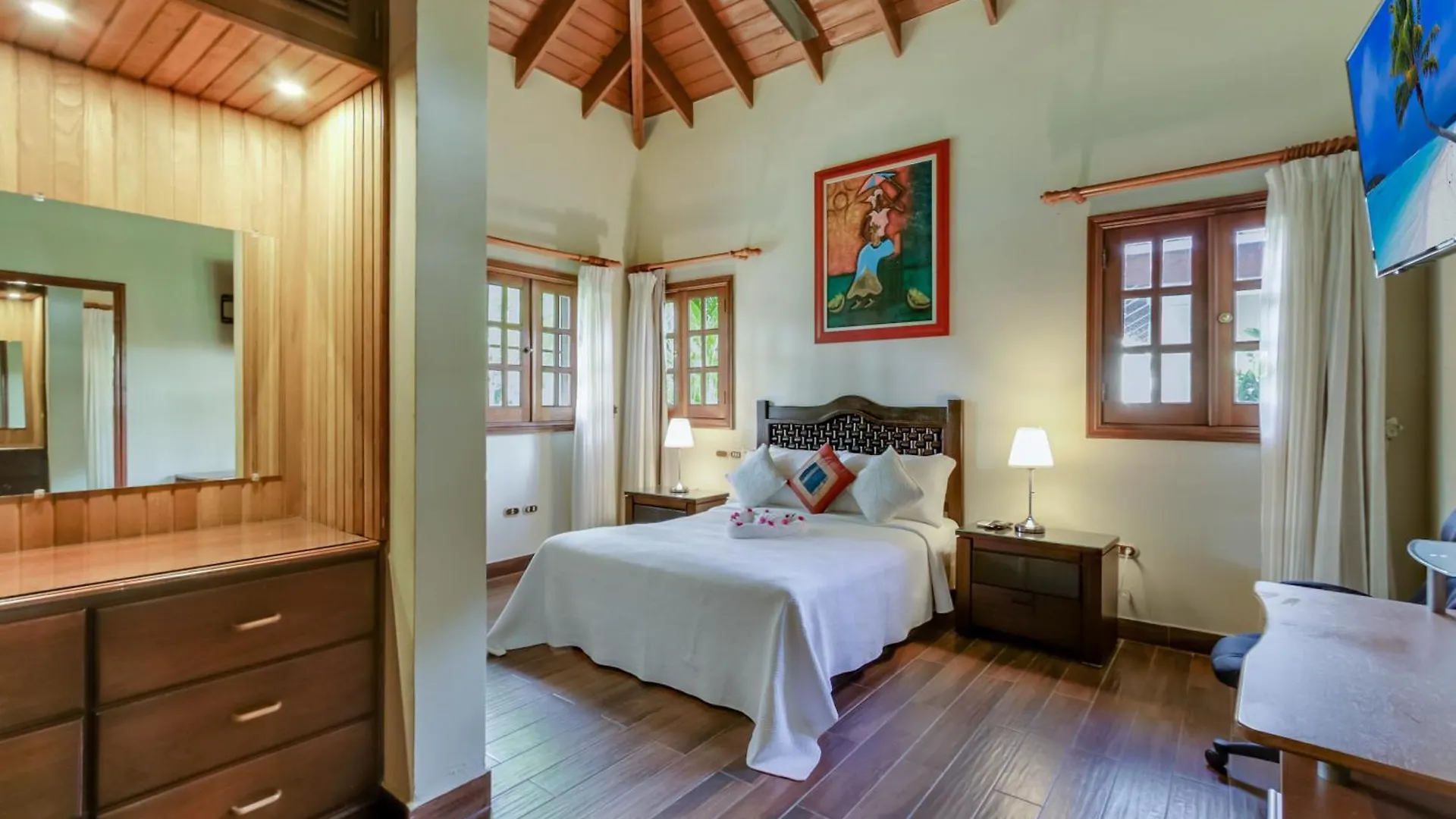 Beautiful Villa With Pool, Gym & Maid Punta Cana