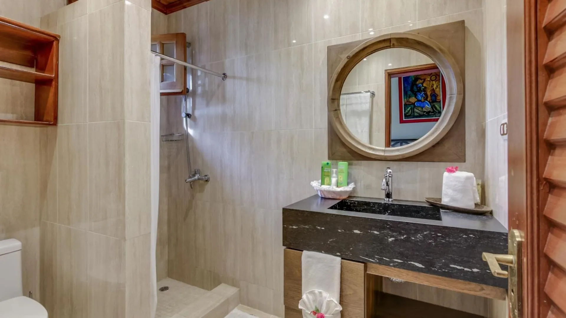 Beautiful Villa With Pool, Gym & Maid Punta Cana