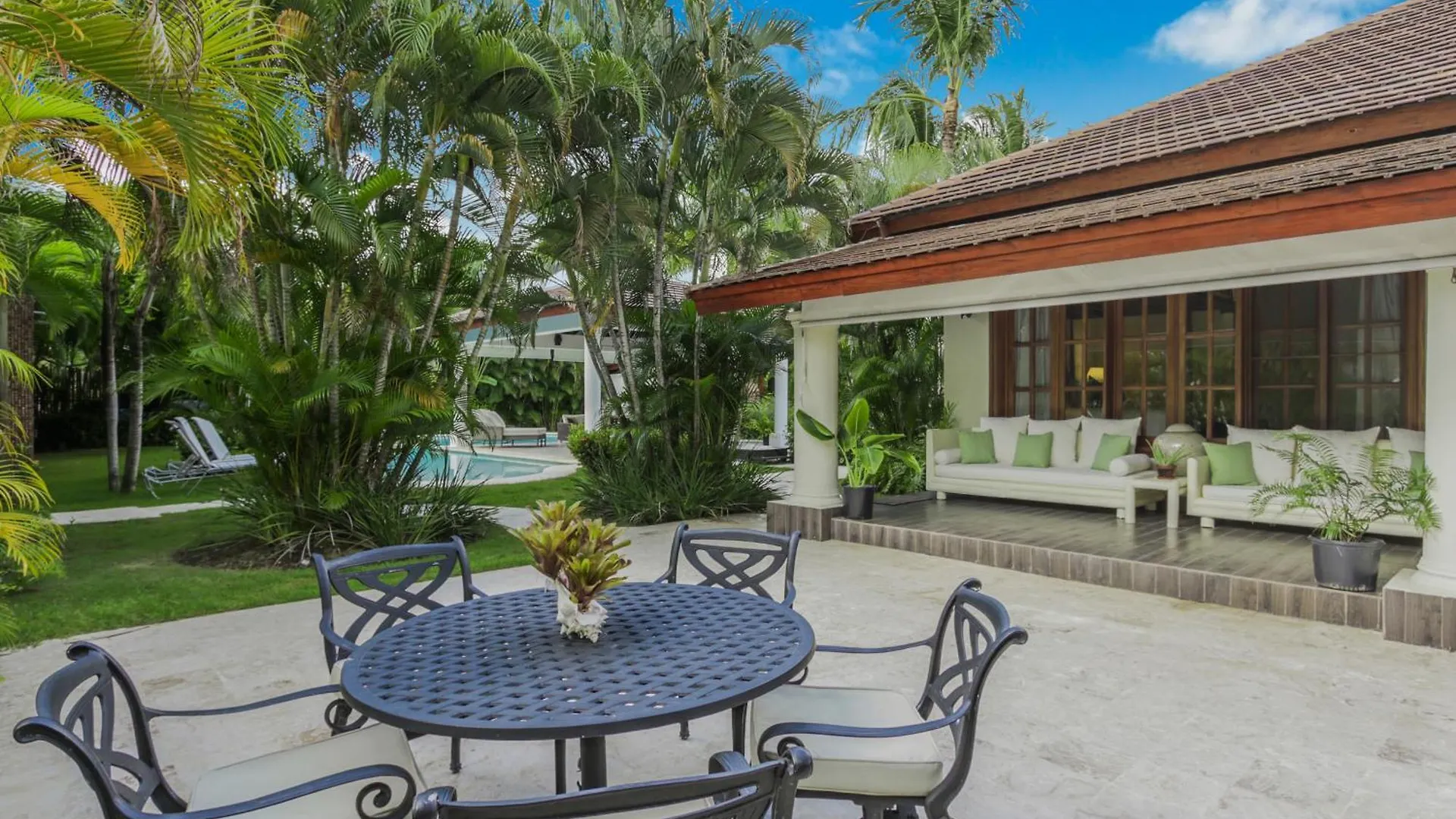 Beautiful Villa With Pool, Gym & Maid Punta Cana
